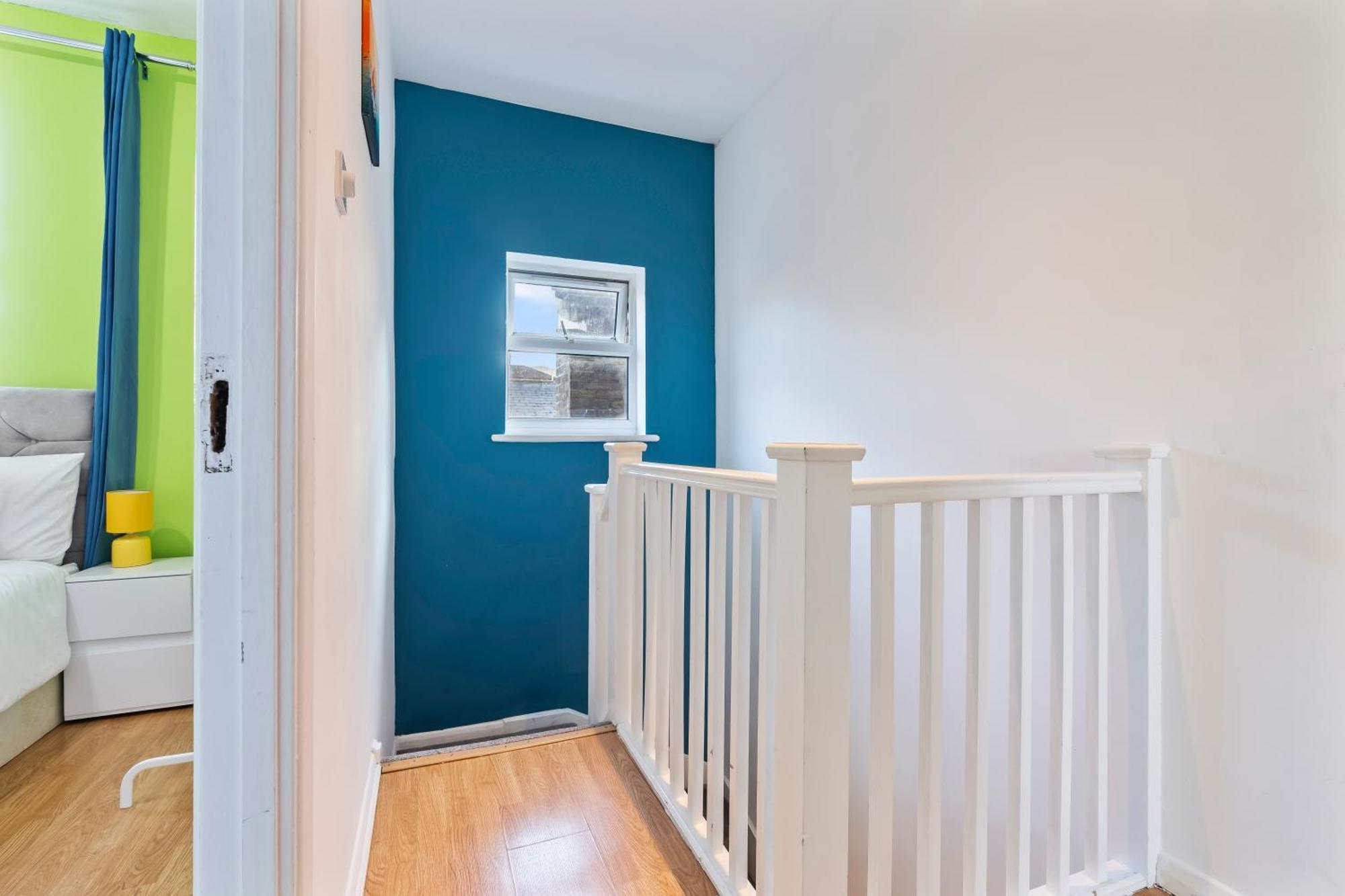 Comfy 4Br House Close To Subway Londen Buitenkant foto